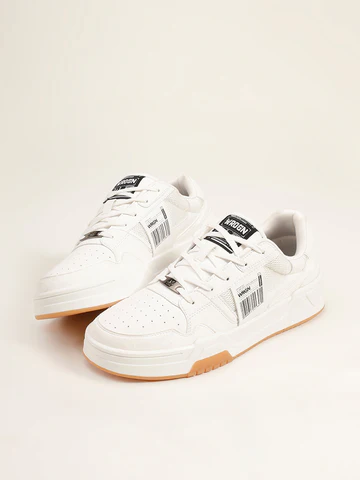 Sneakers | Martini Lighttag